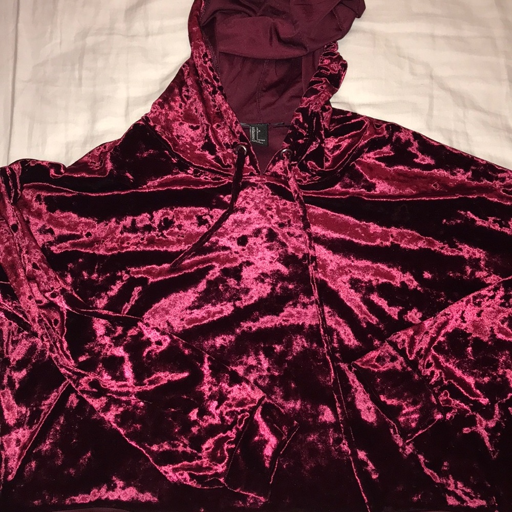 Cropped Velvet Hoodie